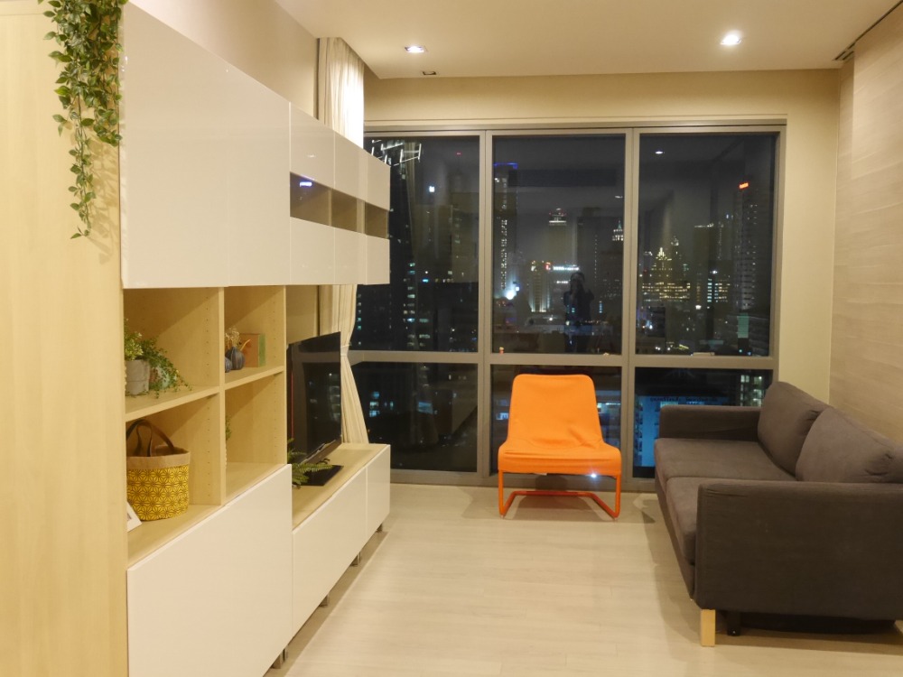 For RentCondoSukhumvit, Asoke, Thonglor : 🔥For urgent rent🔥 Condo The Room Sukhumvit 21, 1 bedroom type, size 53.70 sq m., 16th floor, Watthana view, no blocked view, near MRT Phetchaburi