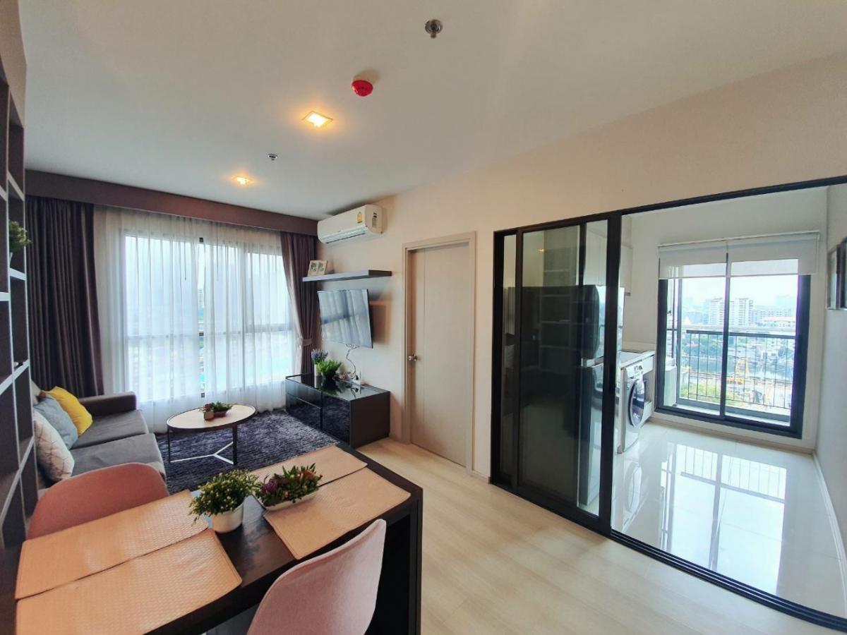 For RentCondoOnnut, Udomsuk : 🔥Urgent for rent🔥Condo LIFE Sukhumvit48, 2 bedroom type, size 55 sq m, 11th floor, corner room, has privacy. Ready to move in Near BTS Phra Khanong and On Nut