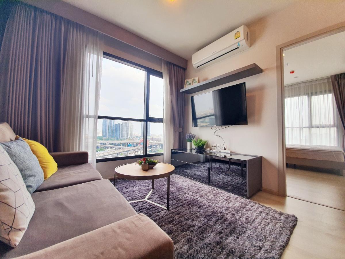 For RentCondoOnnut, Udomsuk : 🔥Urgent for rent🔥Condo LIFE Sukhumvit48, 2 bedroom type, size 55 sq m, 11th floor, corner room, has privacy. Ready to move in Near BTS Phra Khanong and On Nut