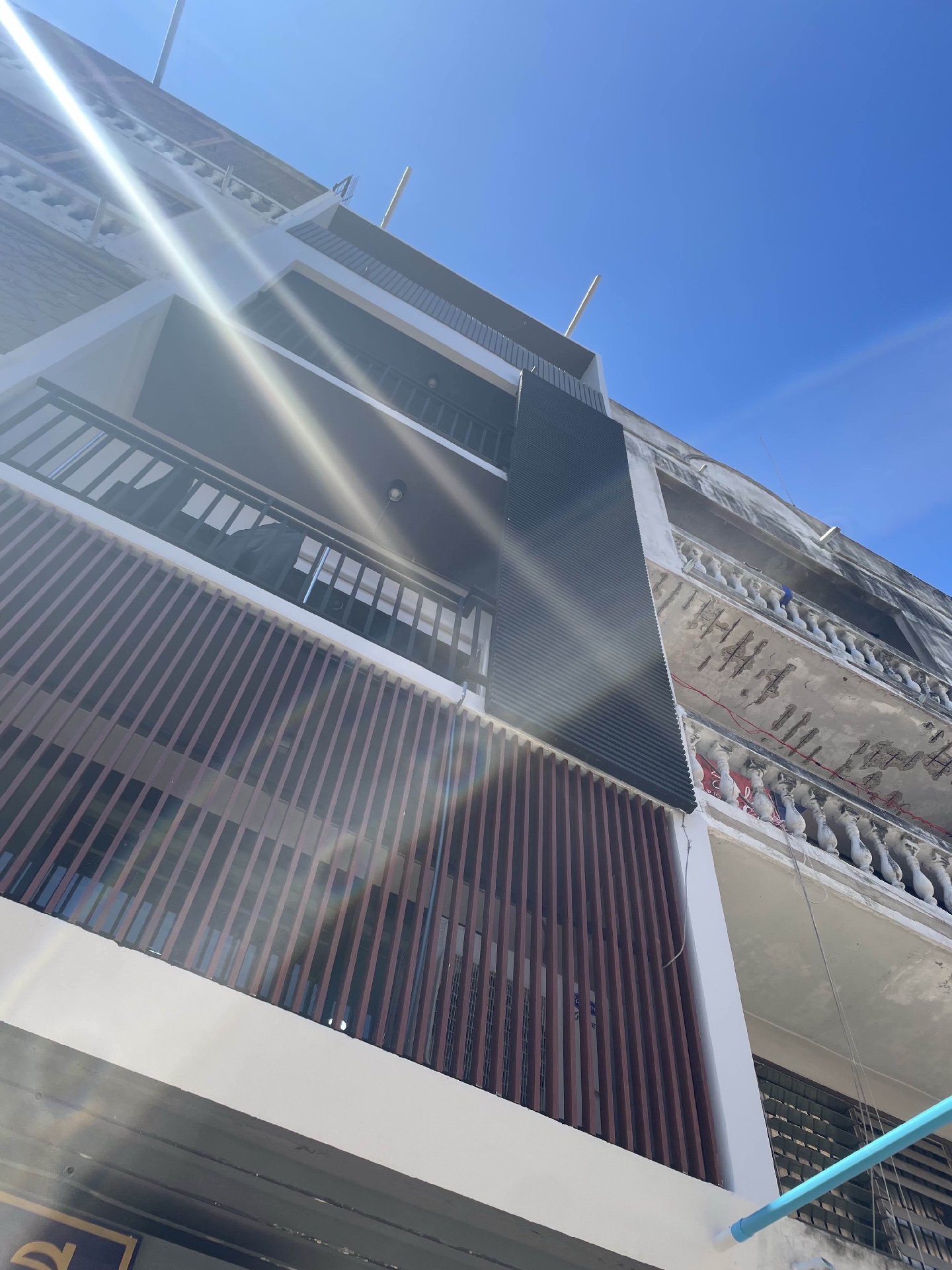 For SaleShop HouseYala : Selling a building