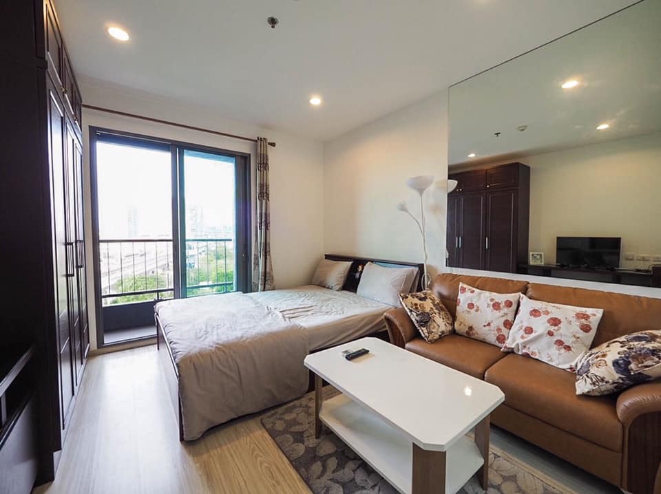 For RentCondoBangna, Bearing, Lasalle : For rent Ideo Mobi Sukhumvit Eastgate close to bts bangna (Rt-01)