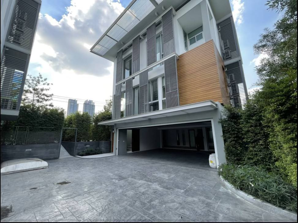 ให้เช่าบ้านพระราม 9 เพชรบุรีตัดใหม่ RCA : Pool villa for rent at Rama 9 拉玛 9 泳池别墅出租