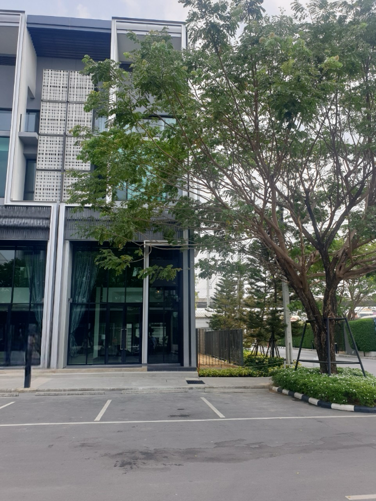 For RentHome OfficeBangna, Bearing, Lasalle : 📌 Free 4/03/2015, 4 -story home office for rent, Cascade Bangna Cascade Bangna, a luxurious corner corner room