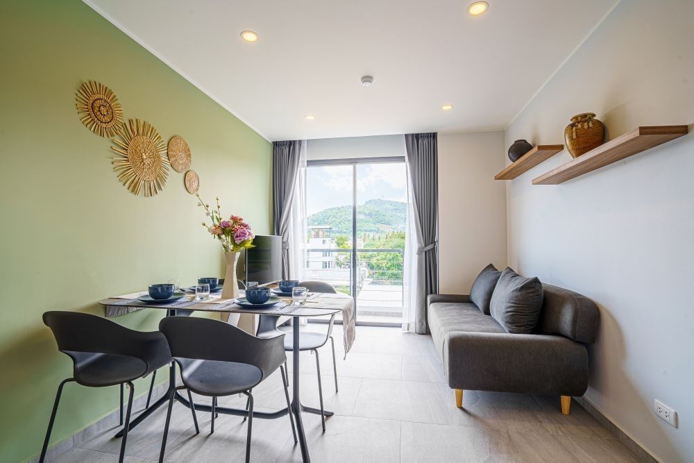 ขายคอนโดภูเก็ต : Sale NOON Village - Tower 2 Condominium Modern 2-Bedroom in Chalong, Phuket