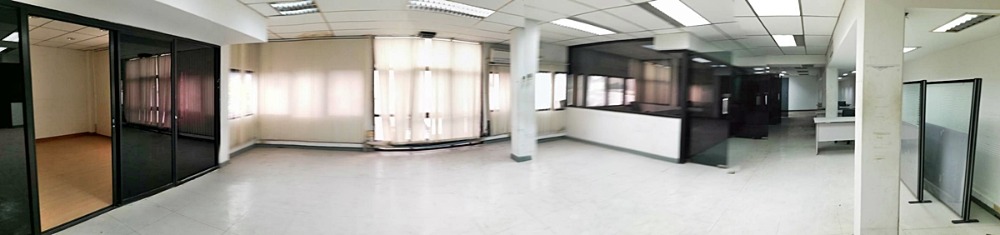 For RentShop HouseWitthayu, Chidlom, Langsuan, Ploenchit : Standalone Building 1,120 sqm. on Lansuan Road For Rent