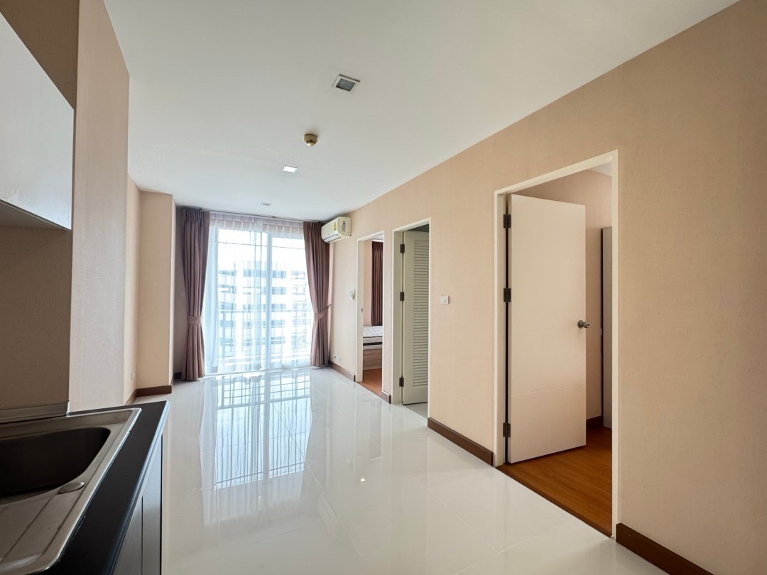 For SaleCondoLadkrabang, Suwannaphum Airport : 🏡 Condo for sale, 2 bedrooms, 1 bathroom (corner room) near the Airport Rail Link Ladkrabang, Suvarnabhumi Motorway ✨