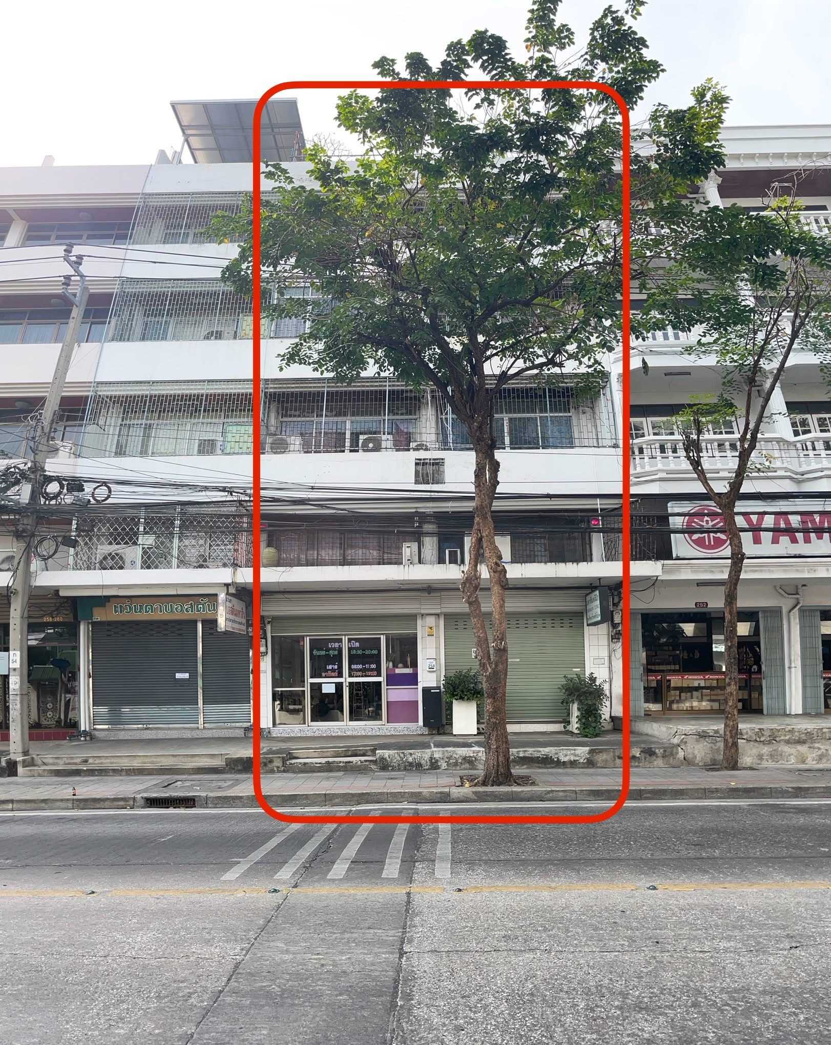 For RentShop HouseOnnut, Udomsuk : ● Commercial Building Sukhumvit 101/1 ● 5 floors 28.00 sq.w., 570.00 sq.m. | Near True Digital Park, BTS Punnawithi, BTS Udom Suk, Bangkok Mall (in the future)