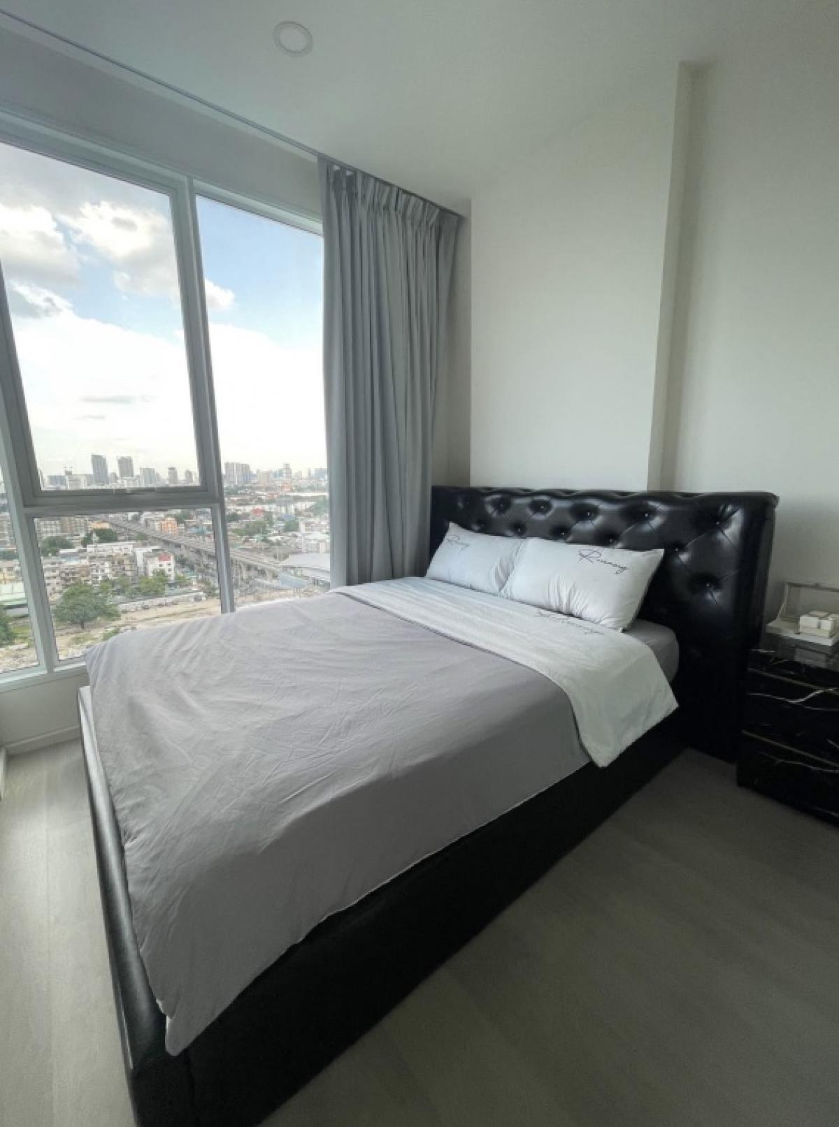 For RentCondoPinklao, Charansanitwong : (Property Code: P3076) Condo for Rent De La Pes Charan 81