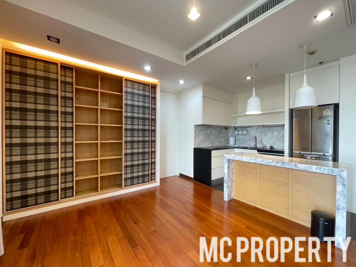 For RentCondoSukhumvit, Asoke, Thonglor : Ashton Morph 38 for rent 2 bedroom 10fl++ super nice layout with kitchen Island pet friendly unit🐶🐈 71sqm only 70,000 please contact 0816878954