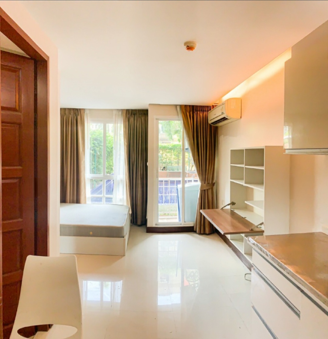 For RentCondoRatchadapisek, Huaikwang, Suttisan : 11,000 Baht/Month  Emerald Residence