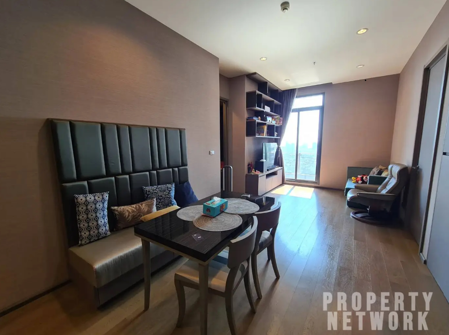 For RentCondoSathorn, Narathiwat : Great Deal! 3-Bedroom Condo at The Diplomat Sathorn – High Floor, Now Only 72,000 Baht/Month