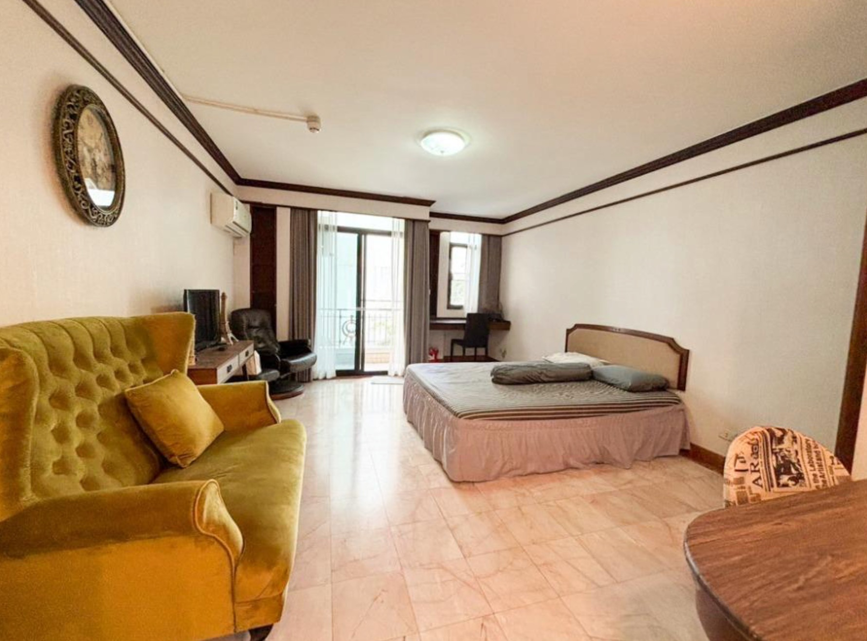 For SaleCondoSilom, Saladaeng, Bangrak : ✨Flash Deal✨ Pipat Place Sathorn (1Bed 1Bath 33 SQM.) Beautiful room, good price !! Only 3,090,000 baht Tel.0981315848 @propmatch