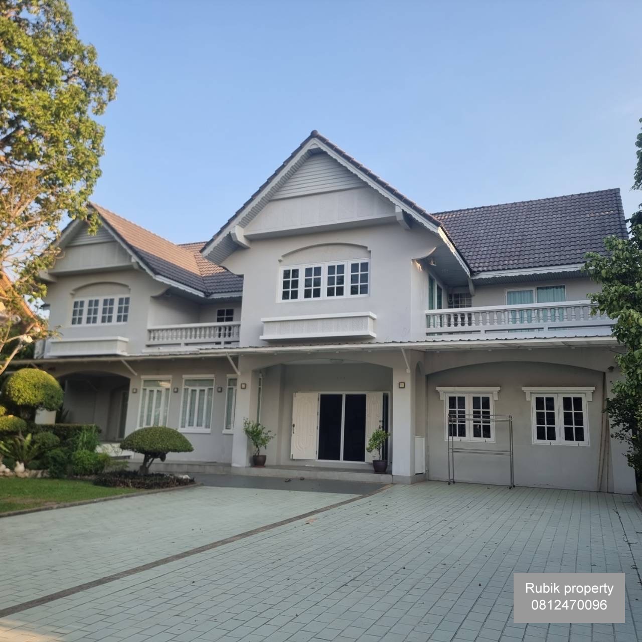 ขายบ้านสมุทรปราการ สำโรง : 🏡 Luxury 2-Storey House in Ekpailin Village, Srinakarin (RB585)