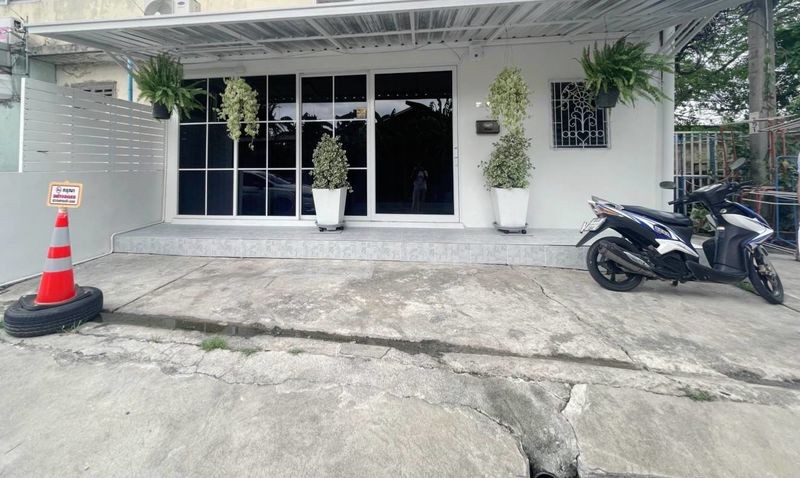 For SaleCondoVipawadee, Don Mueang, Lak Si : Eternal Condo, Condo 2, 2 -Floor, 1, corner room, area 40 square meters, 1 bedroom, 1 bathroom, mechanic Road, Uthit Subdistrict, Si Kan Subdistrict, Don Mueang District, Bangkok