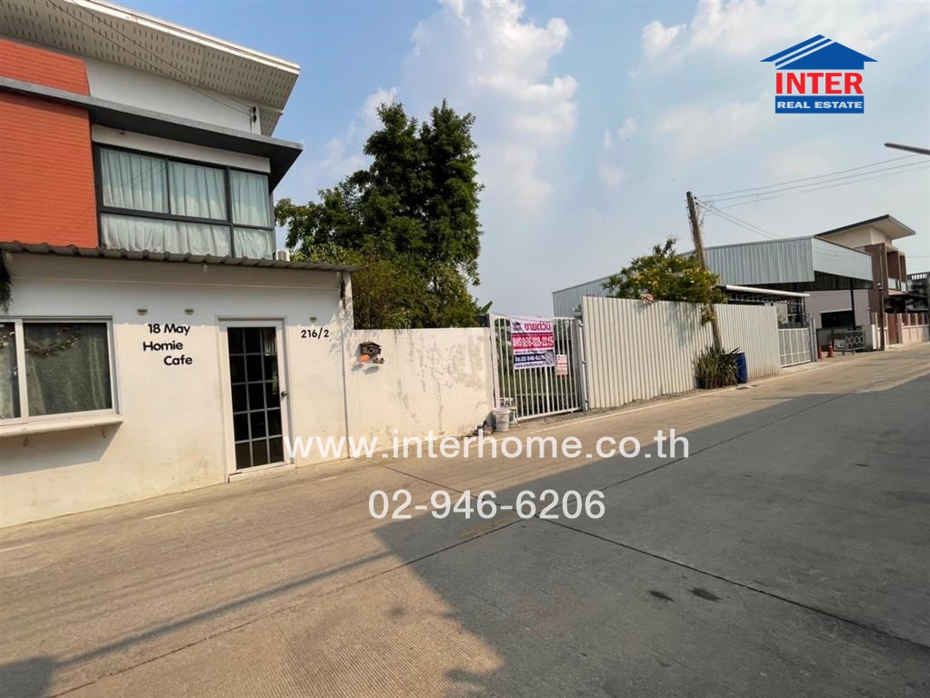 For SaleTownhomePathum Thani,Rangsit, Thammasat : 2-story townhome 111.1 sq.w. Townhome + empty land, Soi Rangsit-Nakhon Nayok 41 Near Future Park Rangsit, Zpell (Liab Khlong 1 Road), Rangsit-Nakhon Nayok Thanyaburi Road, Pathum Thani