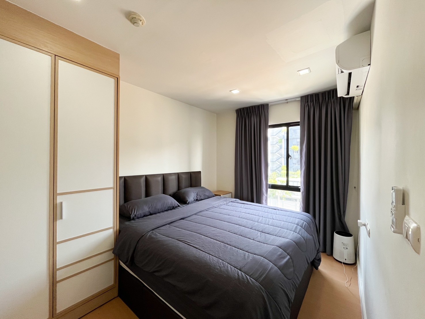 For SaleCondoBangna, Bearing, Lasalle : Condo for sale icono Sukhumvit 105 ICONDO Sukhuvit 105 2 bedrooms, 2 bathrooms, near BTS Bearing and MRT Srilasal