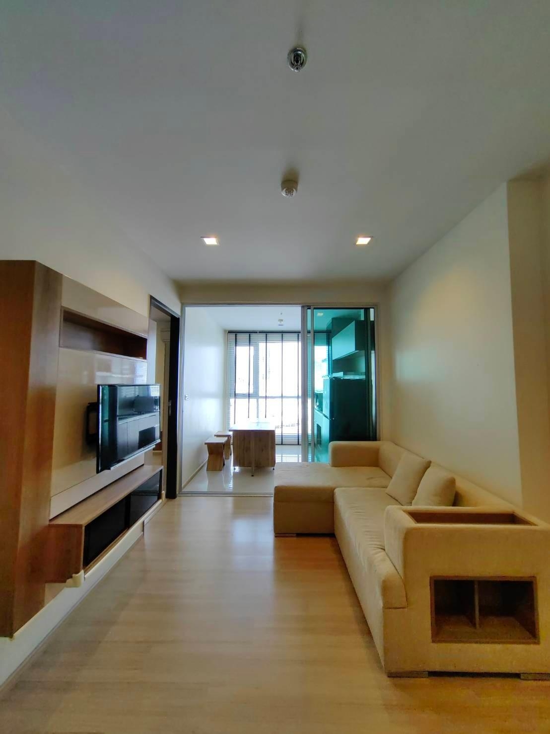 ขายคอนโดสาทร นราธิวาส : Rhythm Sathorn 21 for Sale / ขายคอนโด ริธึ่มสาทร 1 นอน ใหญ่ 45 sq.m  BTS Taksin