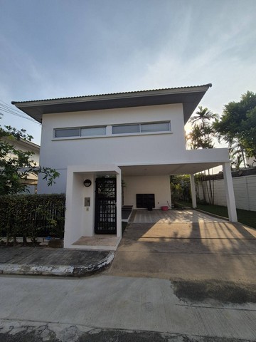 For RentHouseRama5, Ratchapruek, Bangkruai : Rent a 2 -story detached house, Nobel Gio, Rama 5, after the new renovated corner has never been in.