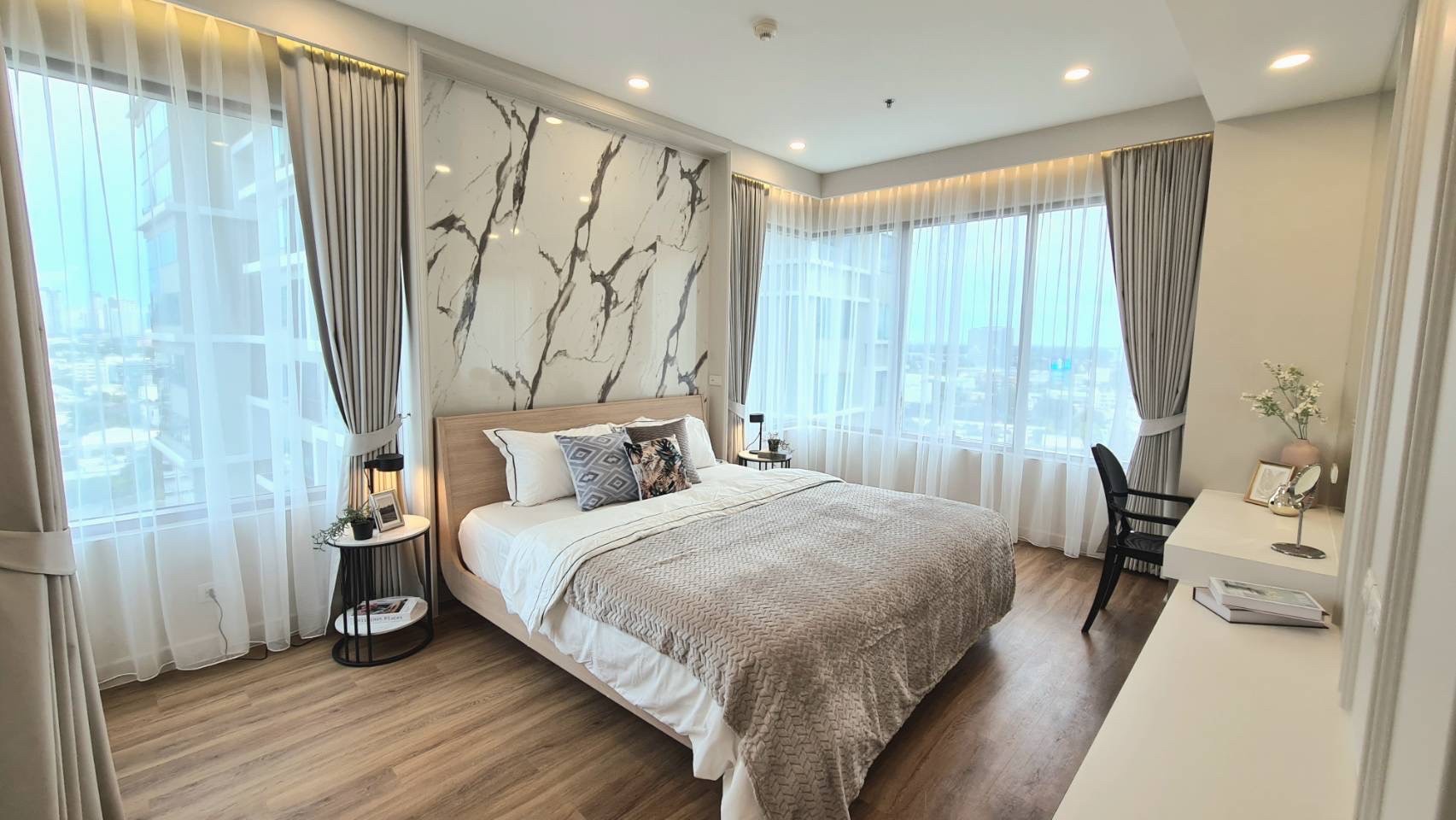 For RentCondoSukhumvit, Asoke, Thonglor : The Emporio Place