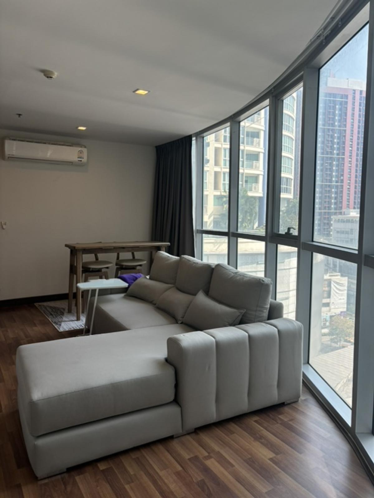 For RentCondoOnnut, Udomsuk : 🌿🔆For Rent: 1-Bedroom Large Unit 50sqm at Leluk Condominium, only 250 meters from BTS Phrakhanong : 28,000THB