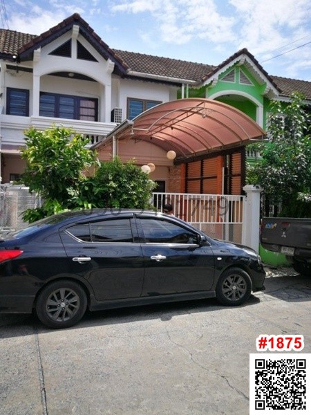 For RentTownhomeChokchai 4, Ladprao 71, Ladprao 48, : Rent a 2 -story townhouse, Porn Thawi Village, Lat Phrao 80, ready to move in.