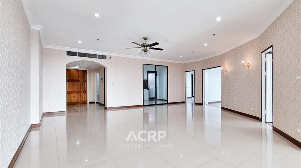 For SaleCondoSiam Paragon ,Chulalongkorn,Samyan : Condo for sale, Supalai Casa Ryura, 239 sq.m., price 70, xxx baht/sq.m., cant find a condo by this price !!