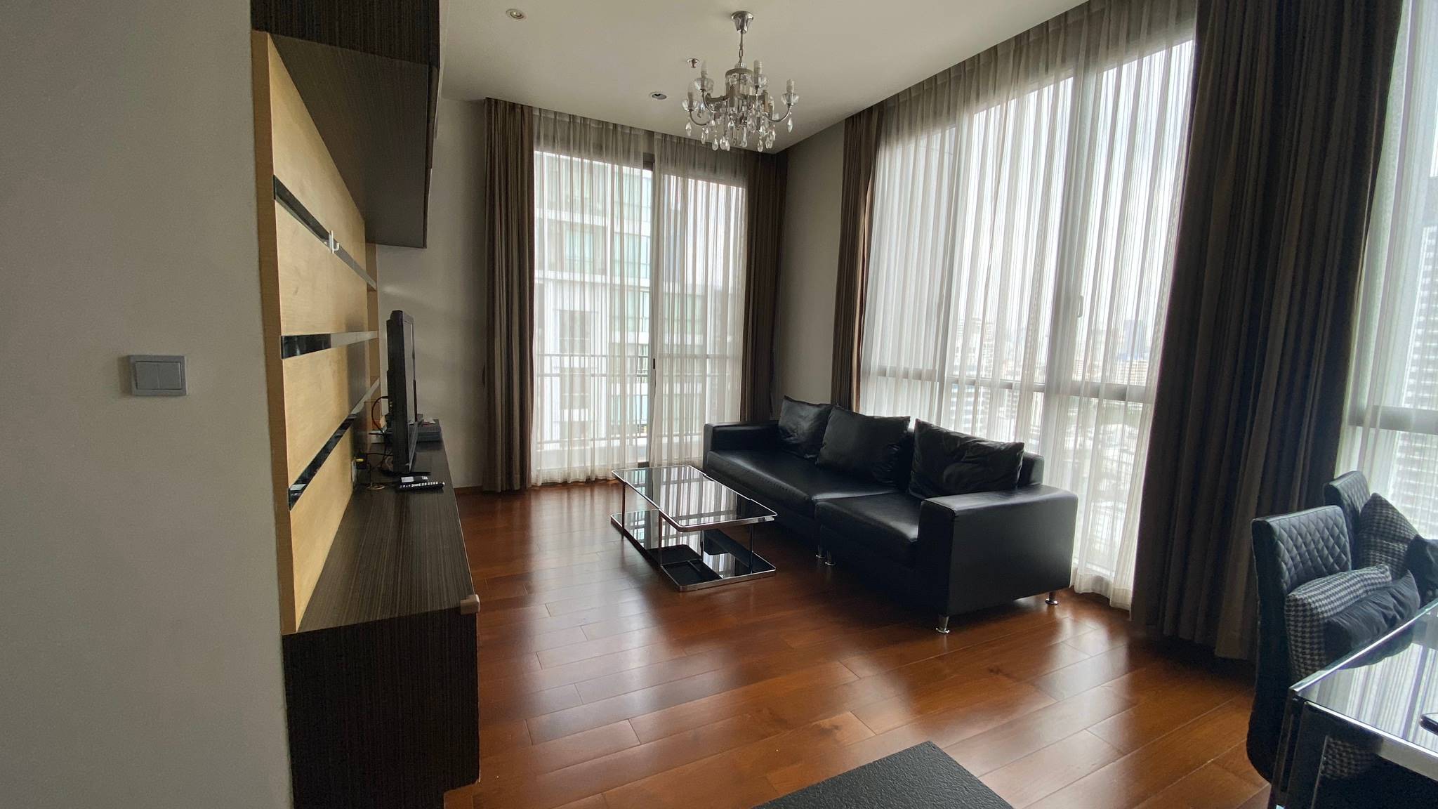 ให้เช่าคอนโดสุขุมวิท อโศก ทองหล่อ : Luxury Condo for Rent at Quattro by Sansiri – 2 Bedroom, 2 Bathroom