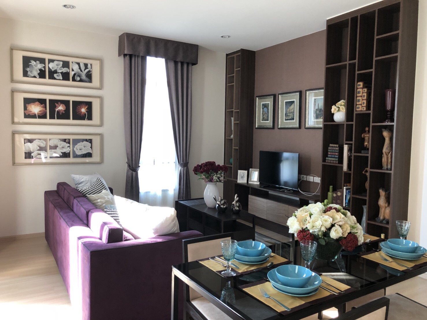 For RentCondoRatchadapisek, Huaikwang, Suttisan : Luxury Condo for Rent at The Capital Ekamai-Thonglor – 3 Bedroom, 3 Bathroom