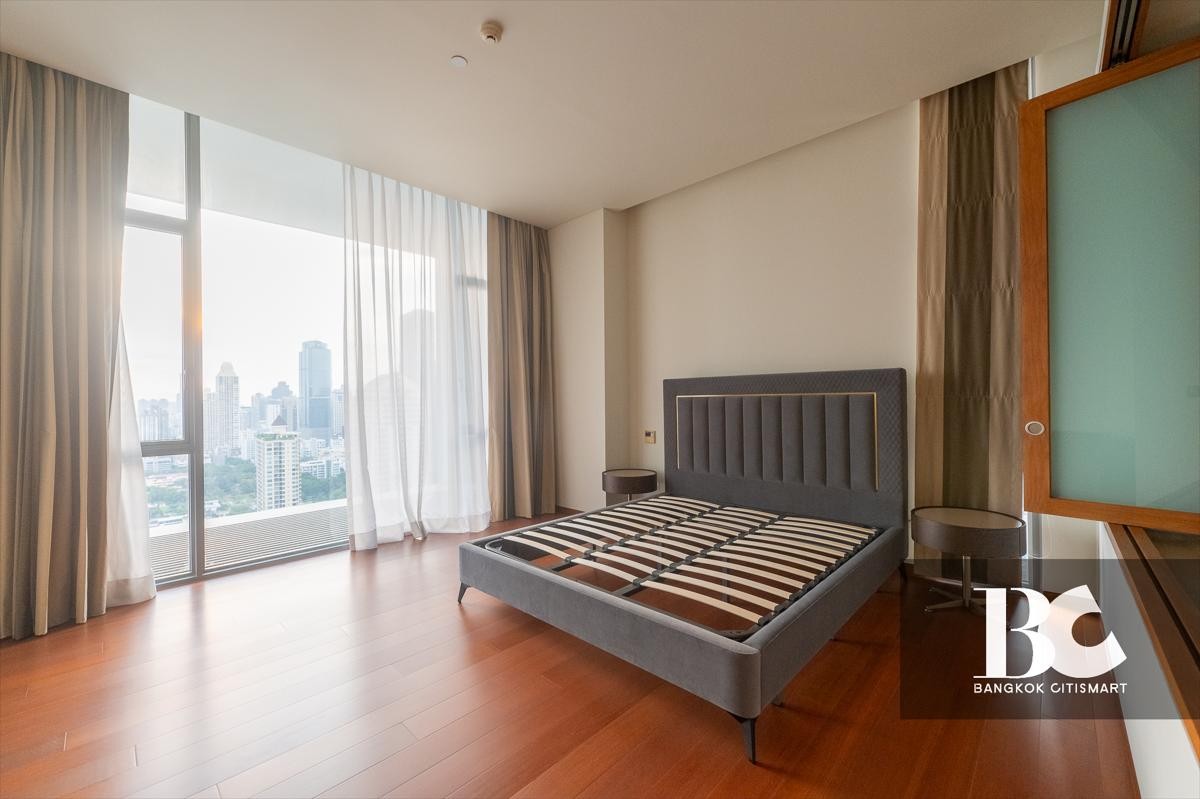 ขายคอนโดสาทร นราธิวาส : *320k/sqm* The Sukhothai Residences | 2 bedrooms | 0615679963