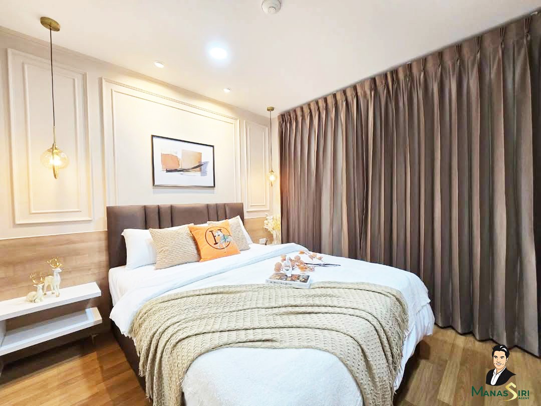 For SaleCondoThaphra, Talat Phlu, Wutthakat : ✨ The most bang condo near MRT at the fingertips! ✨ Lumpini Place, Ratchada-Tha Phra Condo, ready to move in 💥 🌟 35 sq.m., 1 bedroom, 1 bathroom, sells only 2.49 million! 💸 Just 2 minutes to BTS Talat Phlu 🚇