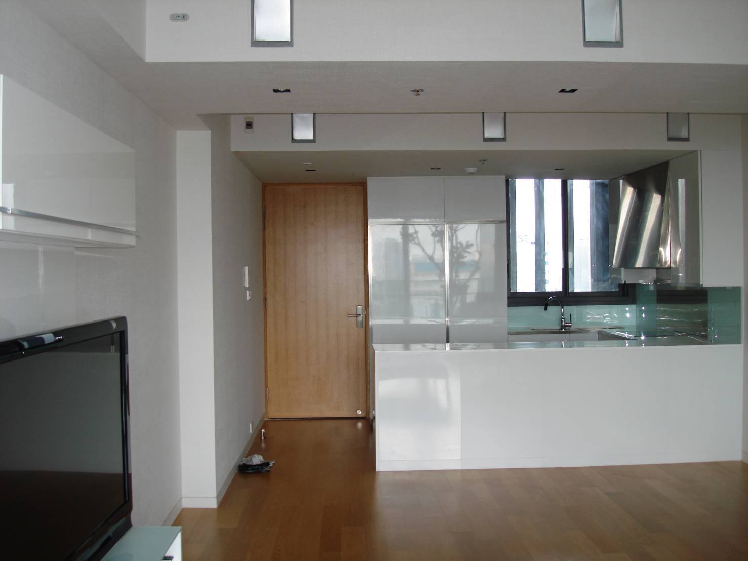 ให้เช่าคอนโดสาทร นราธิวาส : Luxury Condo for Rent at The Met – 2 Bedroom, 2 Bathroom