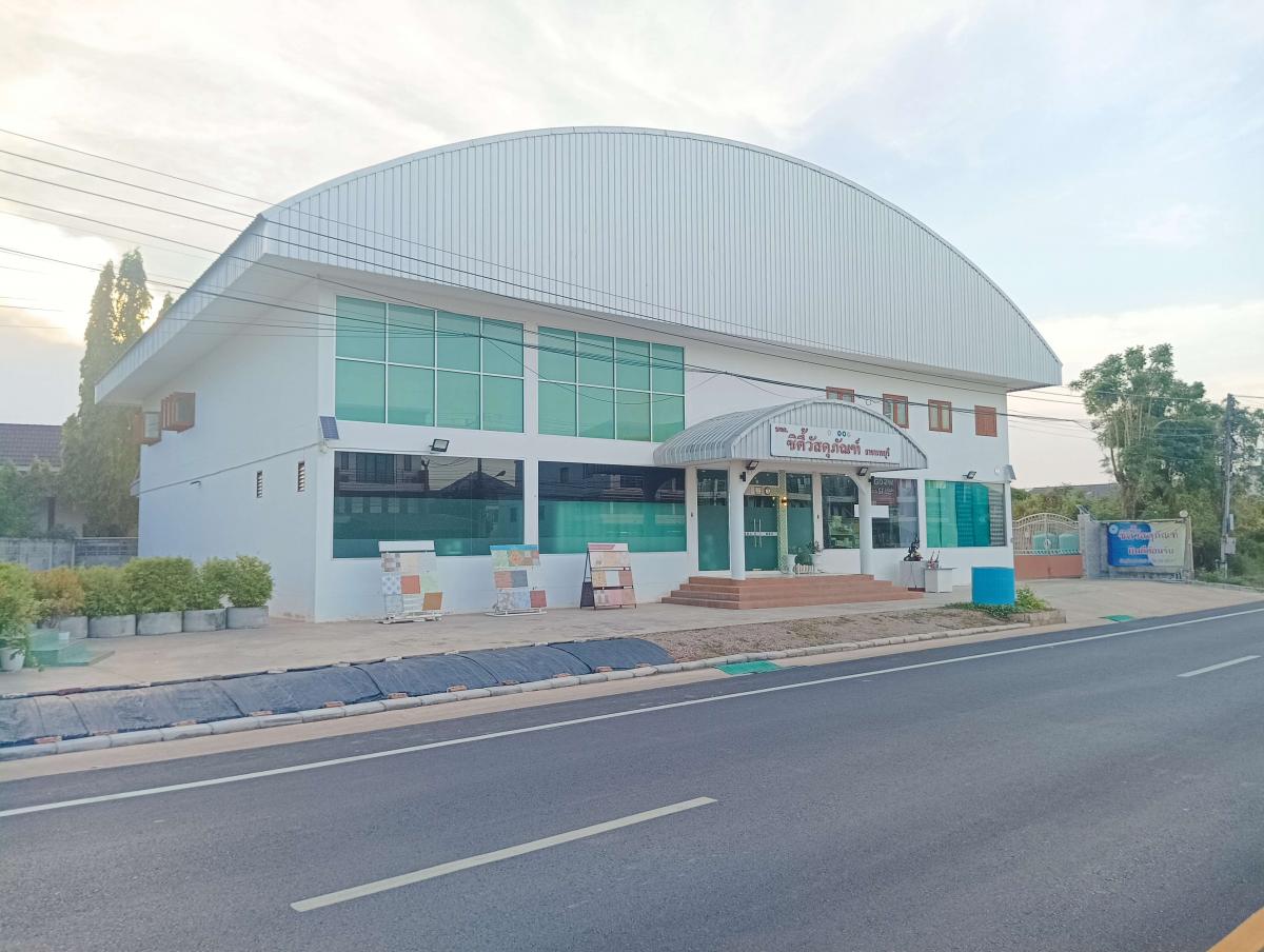 Ratchaburi : Office with warehouse, wide area, good location in Ratchaburi city