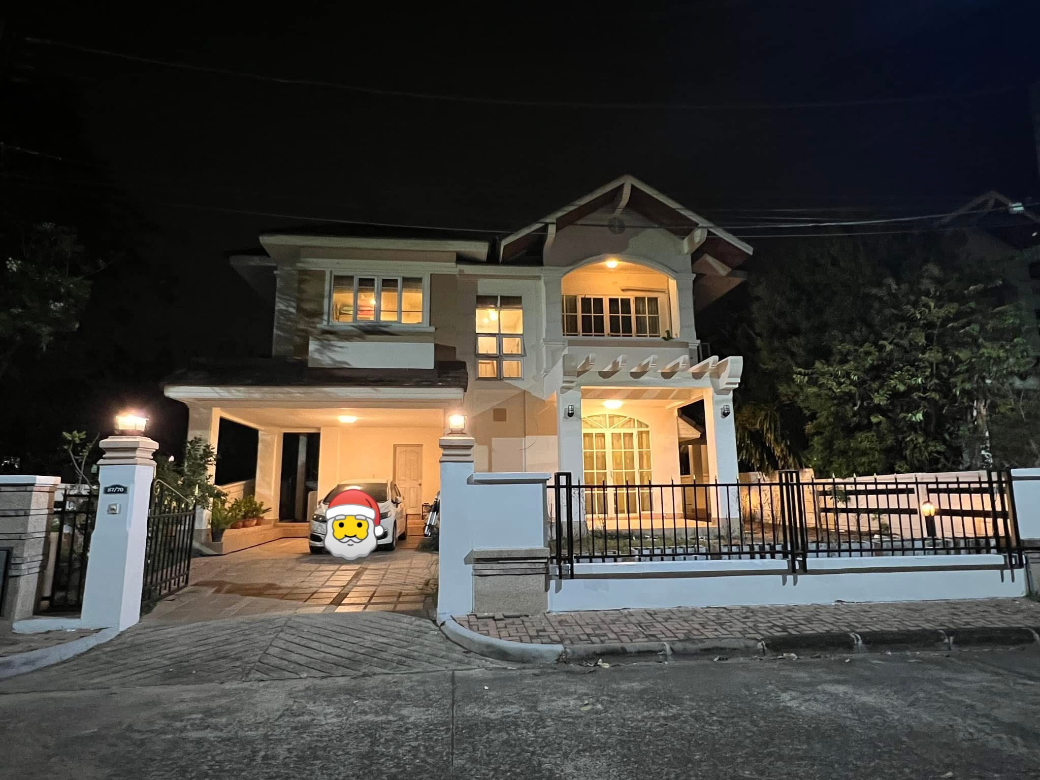 For RentHousePathum Thani,Rangsit, Thammasat : 🏡 Sell/rent 2 -storey detached house, Phatra Village, Lam Luk Ka, Khlong 5, 3 bedrooms, 3 bathrooms, decorated with roofing, car park, kitchen, kitchen, water curtain, water pump, water pump, with carrying the bag.