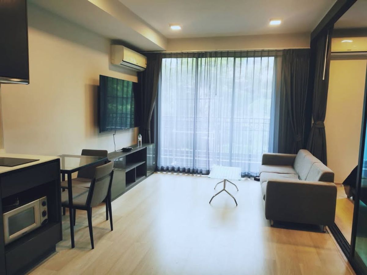 ให้เช่าคอนโดสุขุมวิท อโศก ทองหล่อ : *FOR RENT* VENIO Sukhumvit 10 (PTR1029)