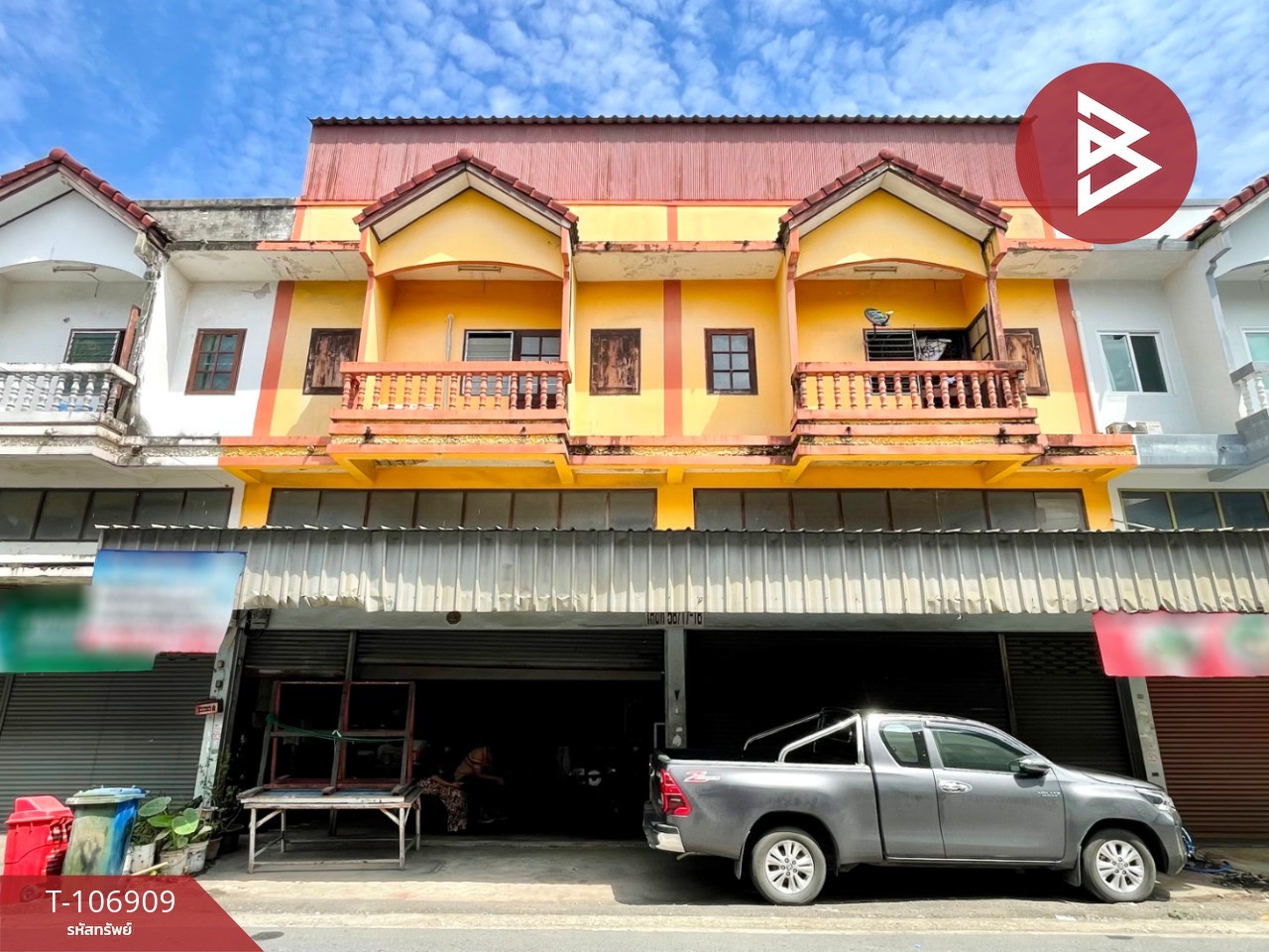 For SaleShop HouseMin Buri, Romklao : Commercial building for sale Phibun Sub -Village, Liab Waree 27, Bangkok