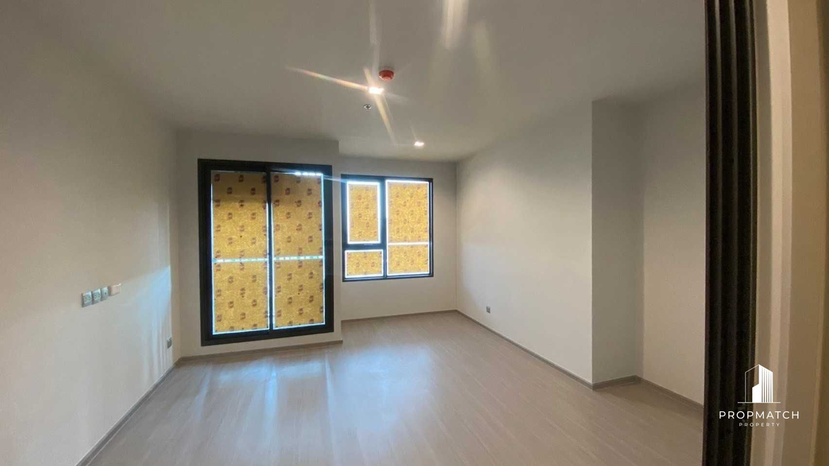 For SaleCondoLadprao, Central Ladprao : ⚡️Flash Deal⚡️Life Ladprow (Studio 1bath 29 SQM.) High floor. Very beautiful view !! Price only 3,990,000 baht. Tel.0981315848 @propmatch