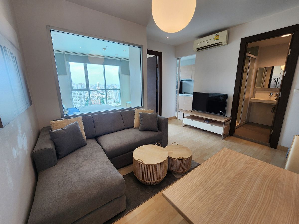 For RentCondoRatchadapisek, Huaikwang, Suttisan : ✨ Rent RHYTHM Ratchada. Beautiful new room! ✨ Price only 17,000 baht/month