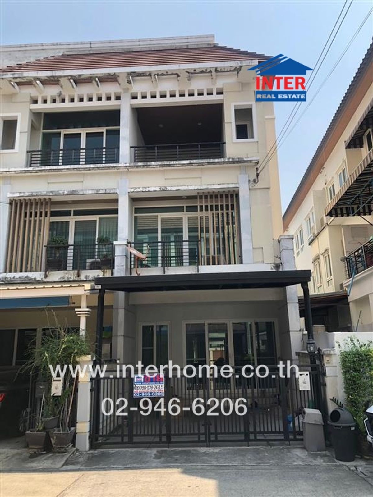 For SaleTownhomePattanakan, Srinakarin : Townhouse 3 floors, 20 sq.w., Klang Mueang Village Erbanian Srinakarin Soi Srinakarin 46/1 Kanchanaphisek Road Srinakarin Road, Prawet District, Bangkok