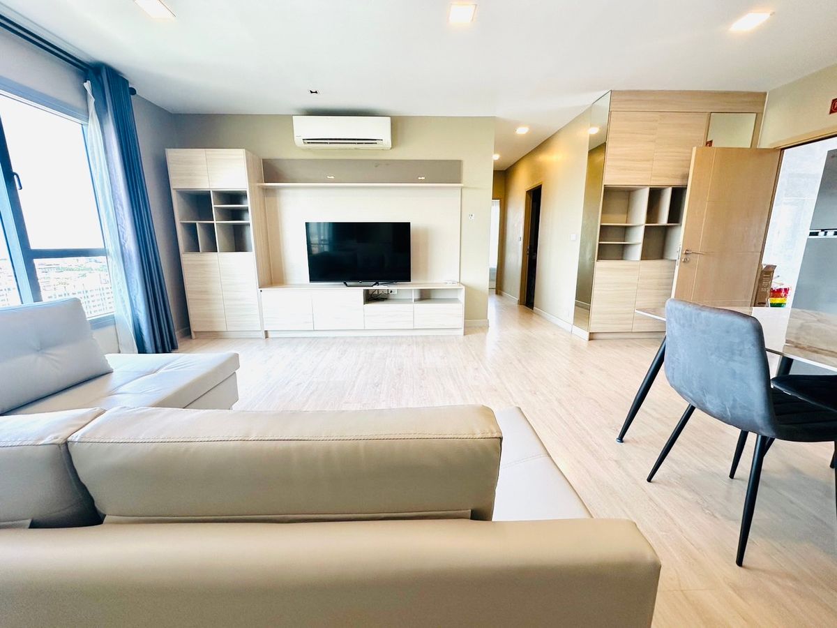 For RentCondoPattaya, Bangsaen, Chonburi : ️ ️ Rent a luxury condo, 2 bedrooms, 27,000 baht per month, one of the luggage, can be in.