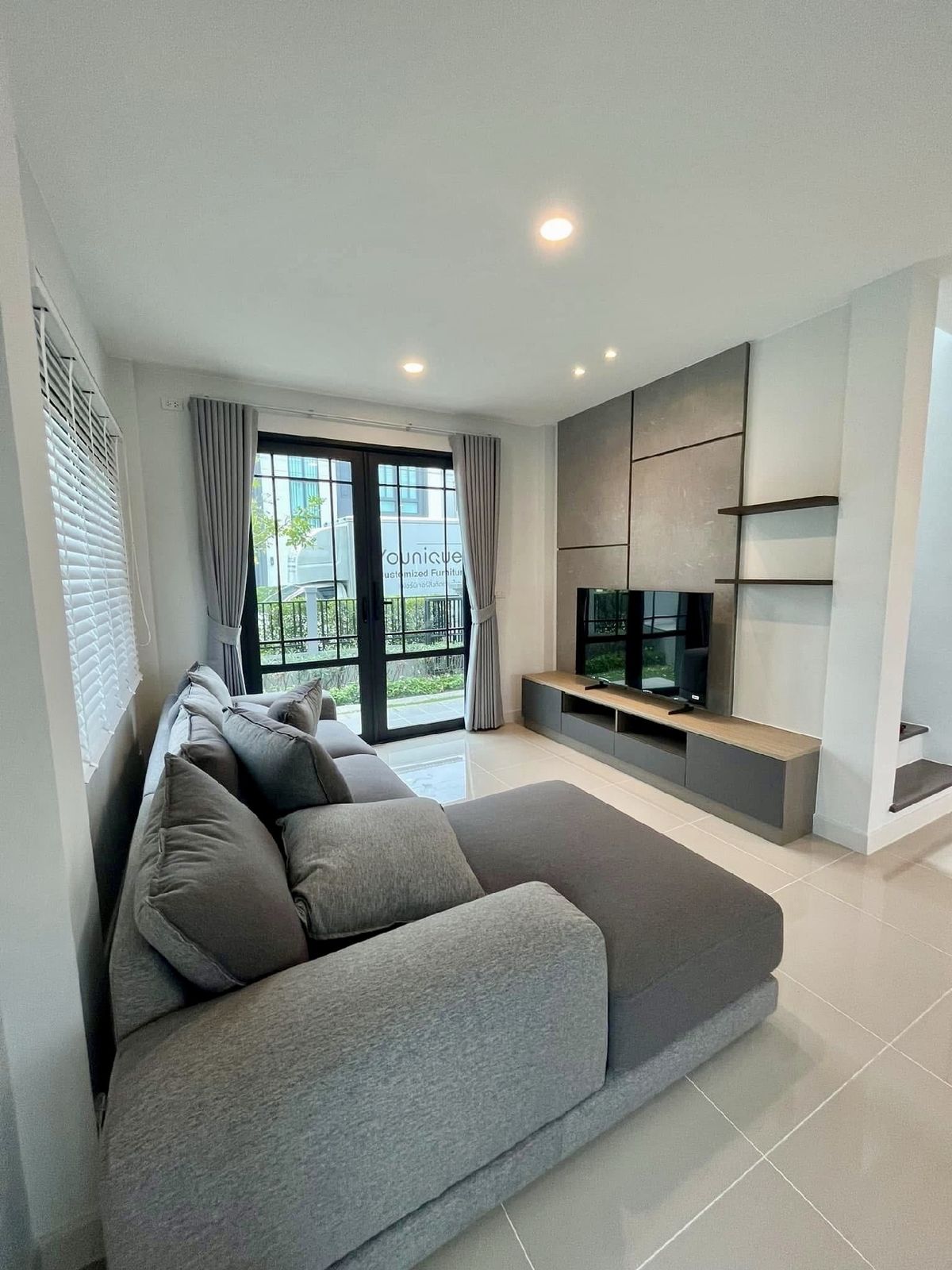 For RentBangna, Bearing, Lasalle : 🌟For Rent: Semi-Detached House Grande Pleno Sukhumvit - Bangna.2-Storey Semi-Detached House. 3 bedrooms and 4 bathrooms.💥Rental Fee: 90,000 THB/Month