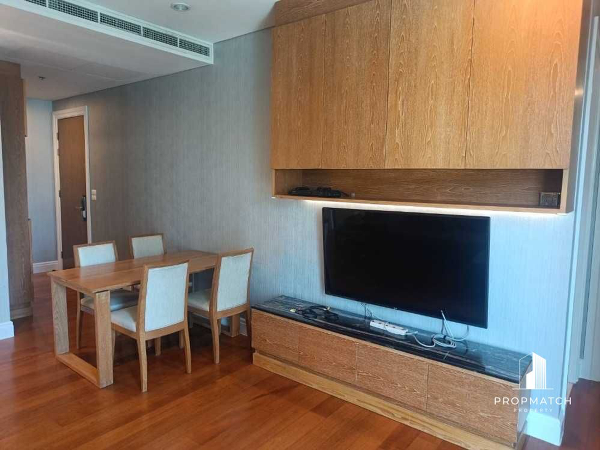 For RentCondoSukhumvit, Asoke, Thonglor : ⚡️flash deal⚡️bright 24 (2Bed 2Bath 96 SQM.) Very beautiful view !! Rent only 70,000 baht !! Tel.0981315848 @PropMatch