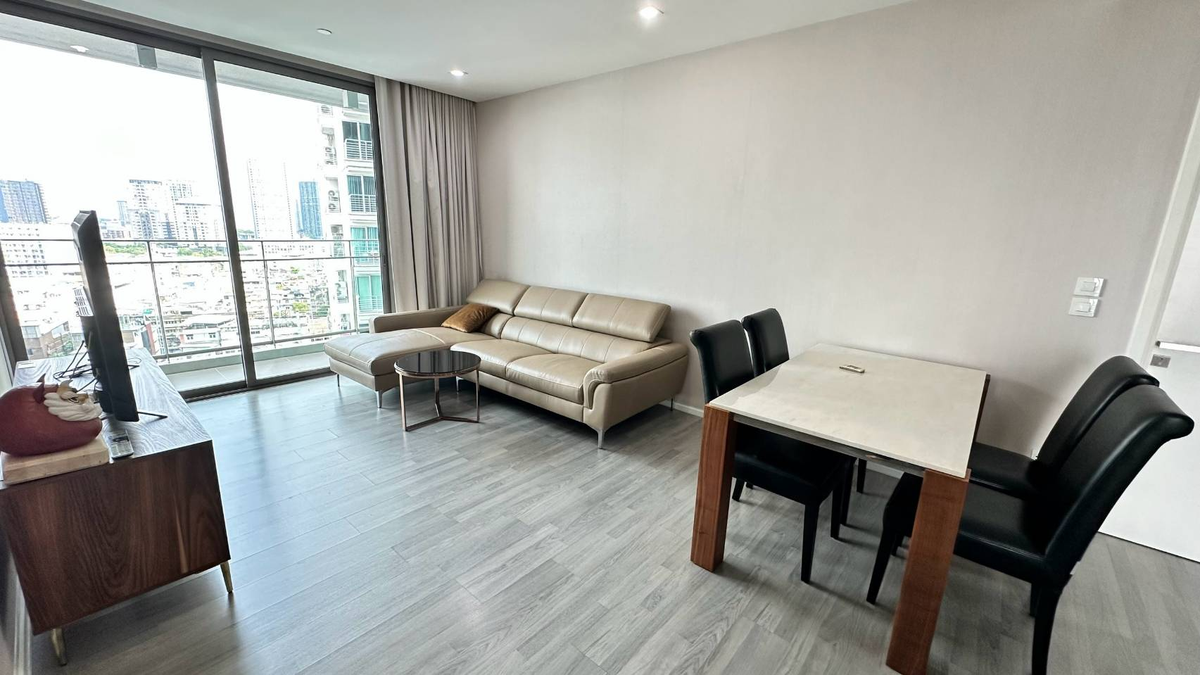 For RentCondoOnnut, Udomsuk : The Room Sukhumvit 69 2 Bedrooms Closed Kitchen