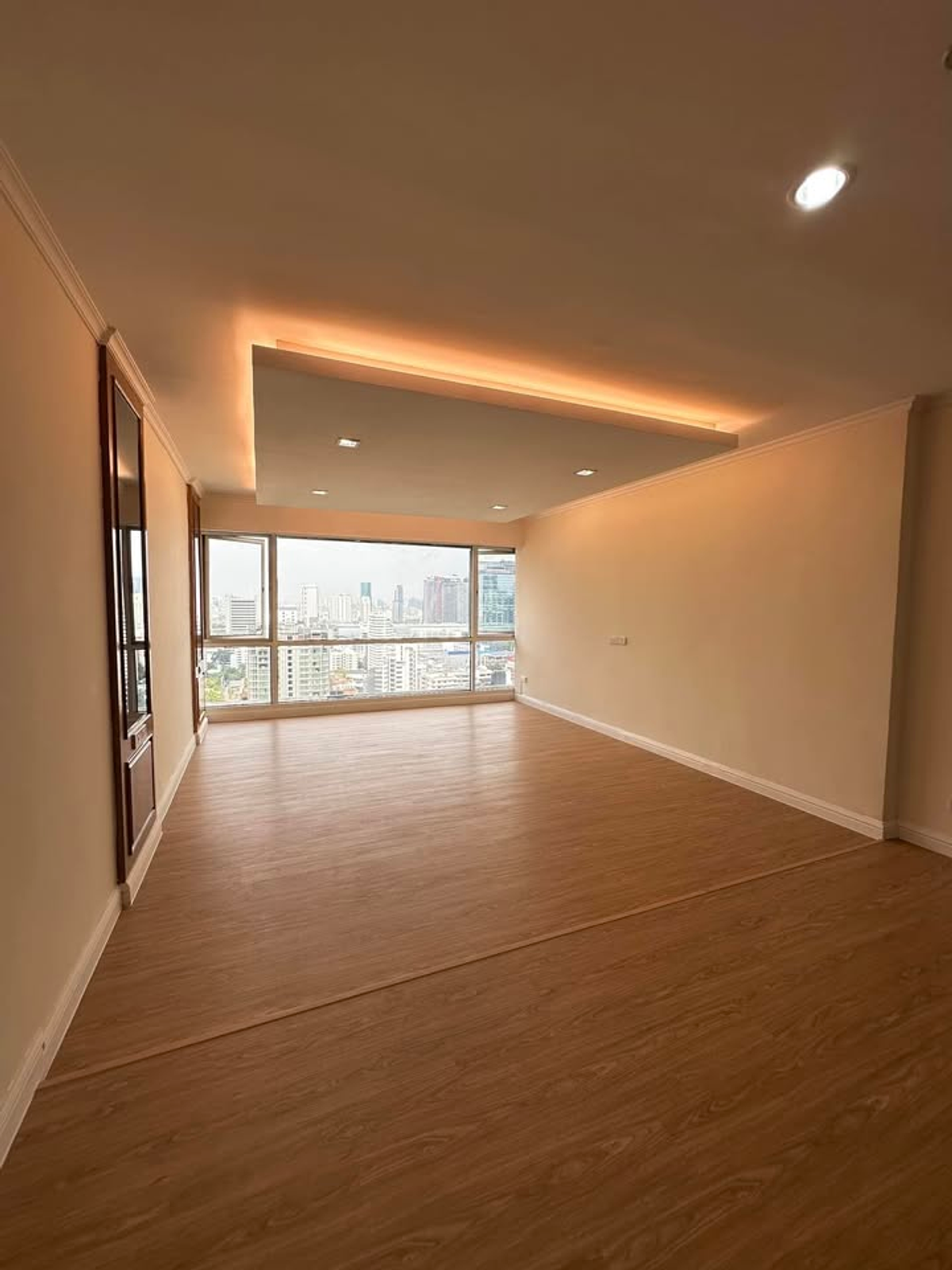 For SaleCondoNana, North Nana,Sukhumvit13, Soi Nana : Condo for sale, good location, beautiful decoration, Sukhumvit-Nana, near BTS Nana, only 550 meters