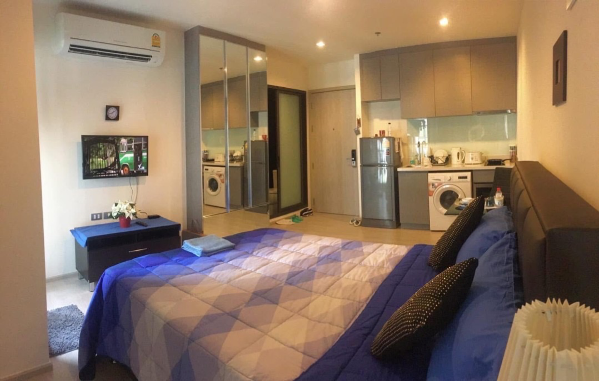 For RentCondoSukhumvit, Asoke, Thonglor : Rhythm Sukhumvit 36-38 Fully Furnished 24SQM 15900 BAHT