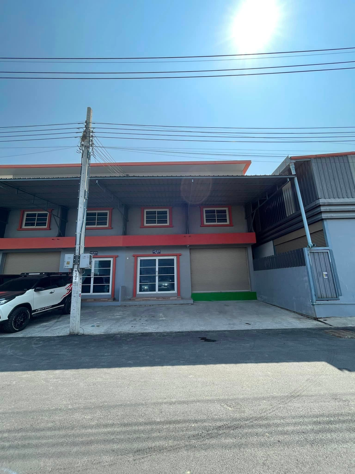 For RentWarehouseSamut Prakan,Samrong : Sell/rent warehouse, Soi Bang Pla 2, Size 288 sq.m. (request for FDA) 3unit, Bang Pla Subdistrict, Bang Phli District, Samut Prakan Province (property code TW2-2100225)