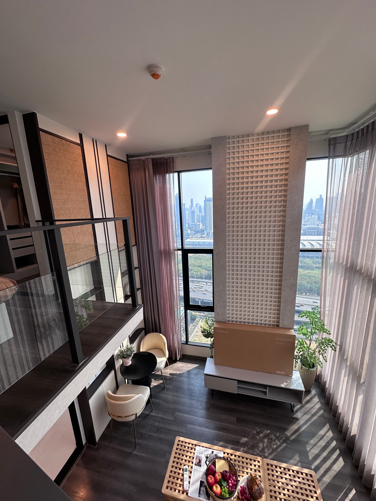 For RentCondoRama9, Petchburi, RCA : For Rent ✨ New decoration room for rent ✨ Duplex 2 bedrooms (Penthouse Floor), Knightsbridge Space Rama 9