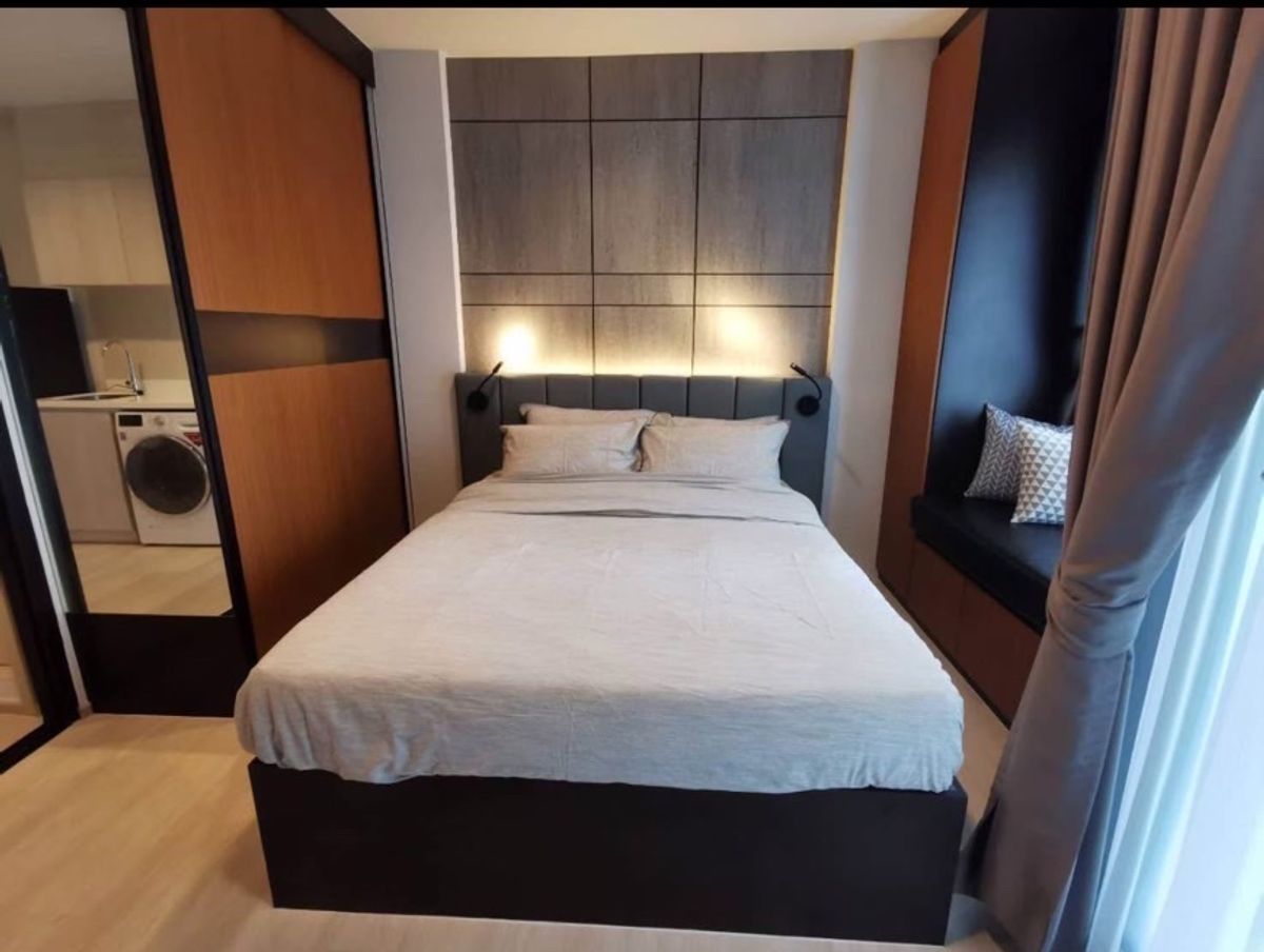 For RentCondoWitthayu, Chidlom, Langsuan, Ploenchit : Rental Life One Wireless. Beautiful room, ready for 18,000 baht. The central area is beautiful. Watch 0808144488.