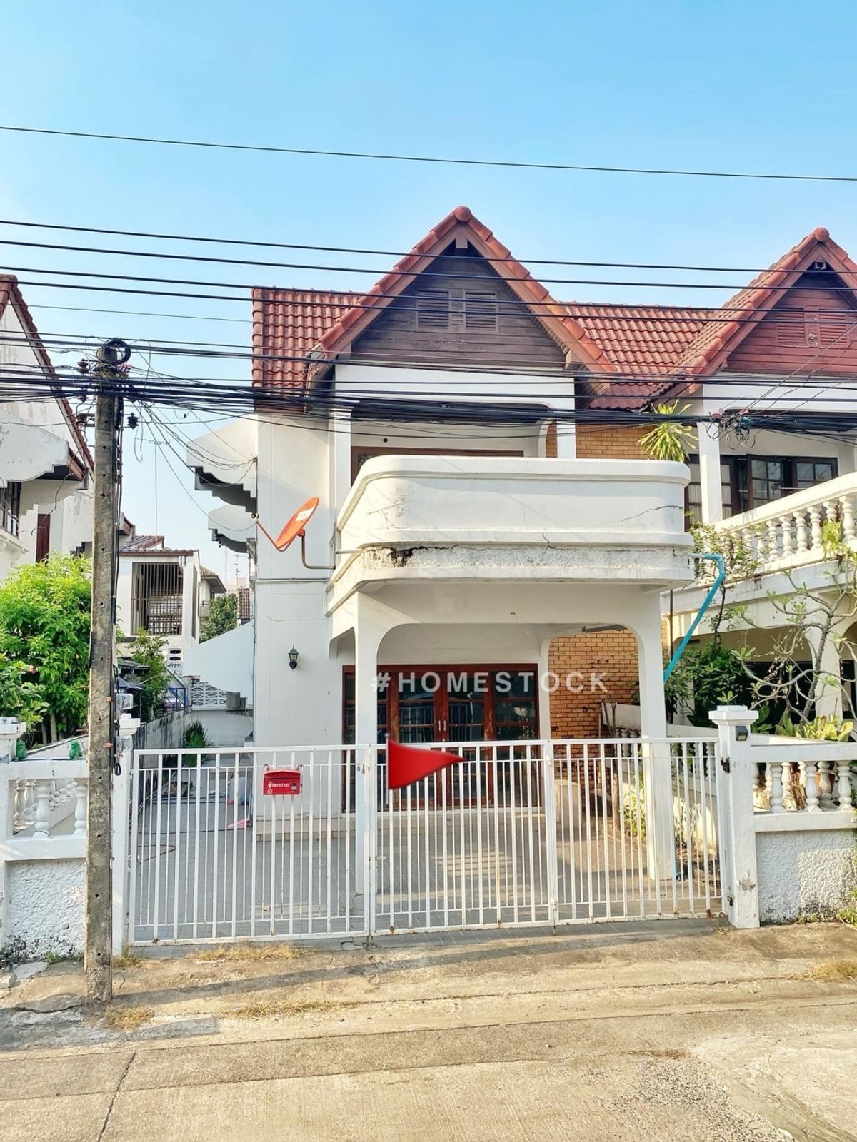 For RentTownhomeKasetsart, Ratchayothin : 19,000.- For rent, Townhouse 40 square wah, city center, Charoen Suk Village, Ratchada 36, ​​Soi Suea Yai, near MRT Lat Phrao // Central Ladprao