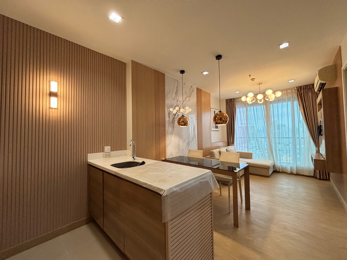 For RentCondoSapankwai,Jatujak : Rental Condo Ryoth, Phahon Ari, 21st floor, size 46 sqm. New renovated, beautiful, set 28,000/month, near BTS Saphan Khwai