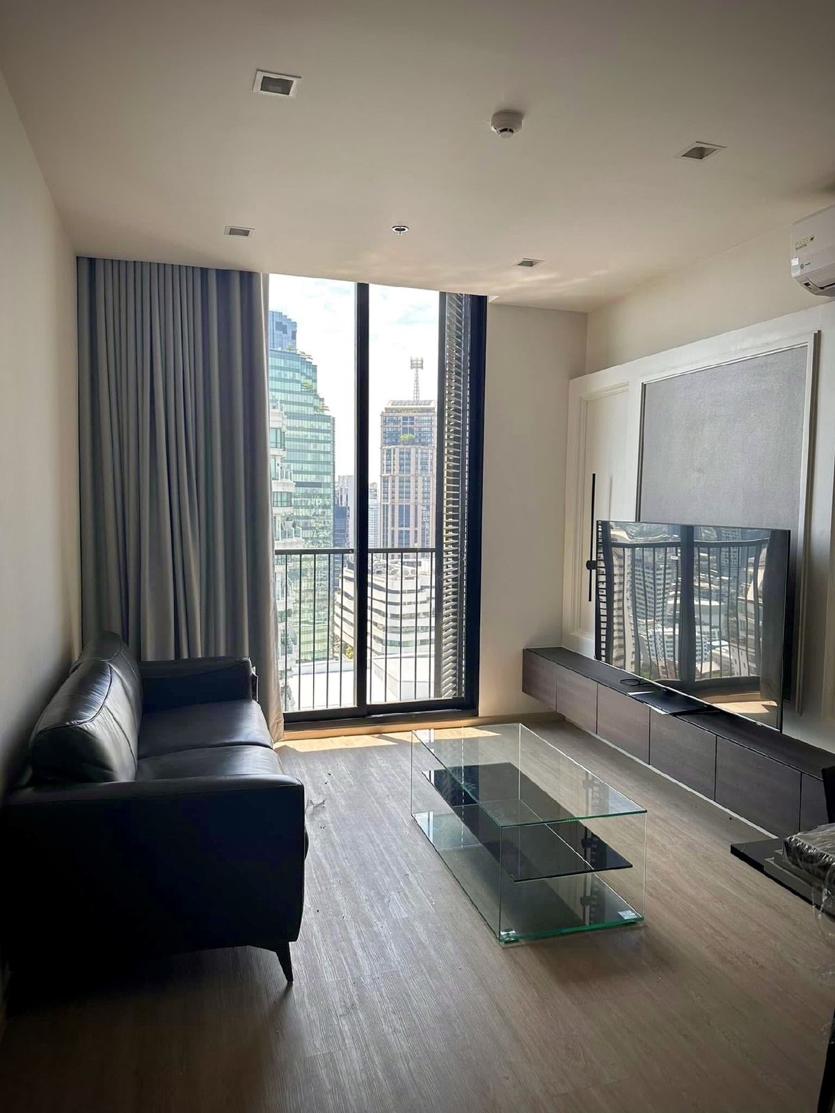 For RentCondoSukhumvit, Asoke, Thonglor : 🔥 URGENT! For Rent: Noble State 39 - High Floor, Stunning EMSPHERE view